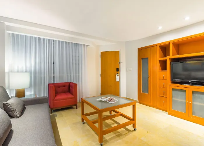 Hotel Eurostars Zona Rosa 5*